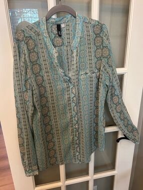 Kut from the Kloth Teal Mosaic-Print Ruffle V-Neck Blouse